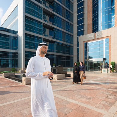 RAKEZ Group CEO Serves Clients